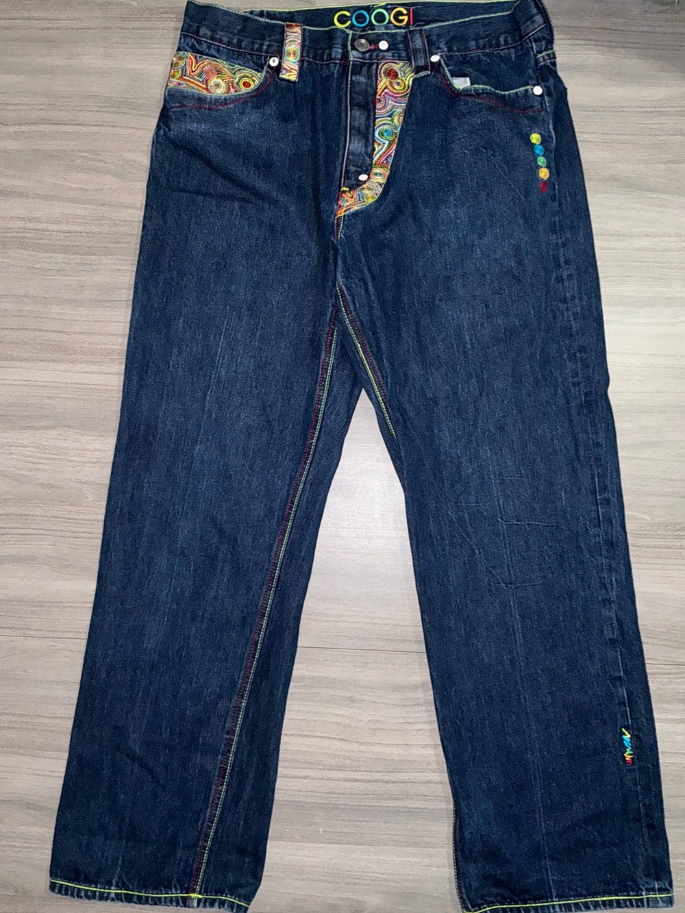 Vintage COOGI Y2K Embroidered Rainbow Swirl Baggy Denim Jeans (38x34)